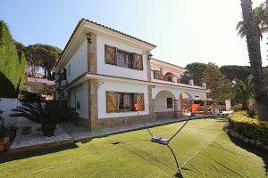 K23 Villa Borghese Vrijstaand huis / Villa Canyelles Lloret de Mar