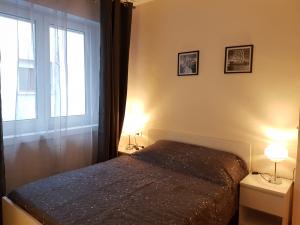 1 BEDROOM - WITH 1 DOUBLE BED