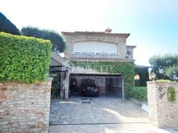 102 VILLA LUXE TORREBOSCA Casa aislada / Villa Baix Empordà Platja d'Aro