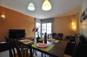 71942 LES MARINES MESTRAL 1-6 Appartement  Roses