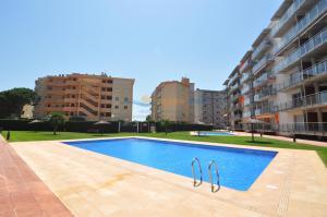 71942 LES MARINES MESTRAL 1-6 Appartement  Roses