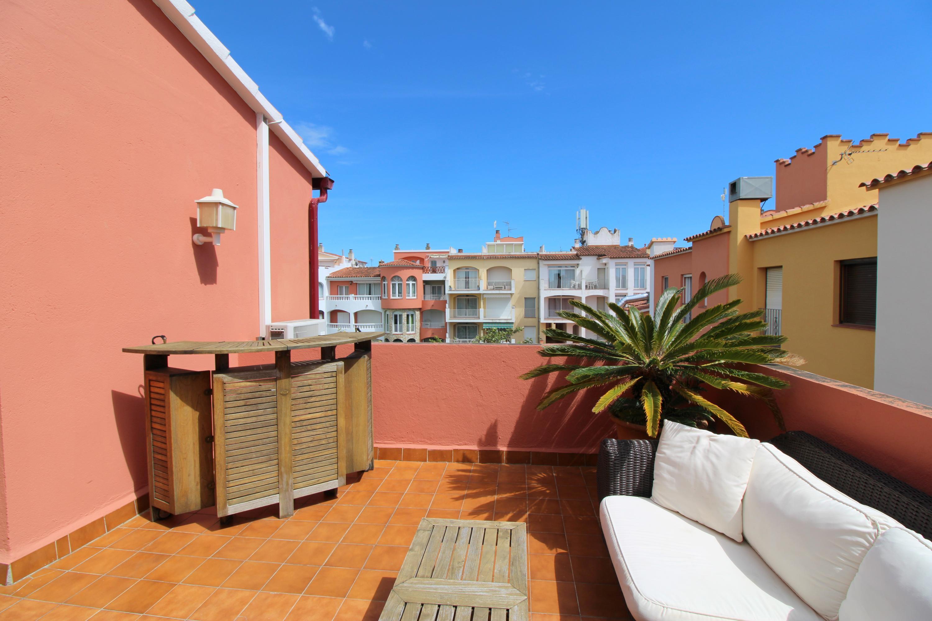 246 Apartamento con gran terraza en Gran Reserva Apartamento Gran reserva Castelló d'Empúries