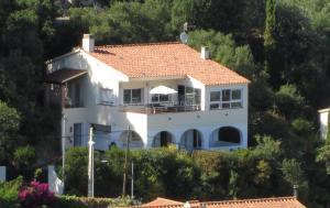 220-3 XALET UNIFAMILIAR AMB VISTES EXCEPCIONALS Casa aislada / Villa  Calonge